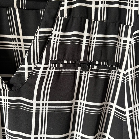 SEDUCTIONS Wild Fable Black and White Checkered Long Sleeve Dress - Picture 3 of 8